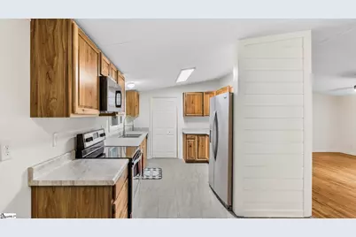 24 Layton Drive, Greenville, SC 29617 - Photo 11