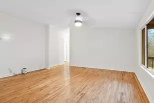 24 Layton Dr, Greenville, SC 29617 - Photo 9