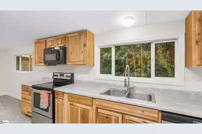 24 Layton Drive, Greenville, SC 29617 - Photo 13