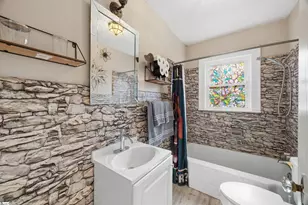 600 S Main St, Greer, SC 29650 - Photo 11