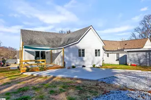 35 Henry St, Greenville, SC 29605 - Photo 33