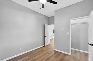 35 Henry St, Greenville, SC 29605 - Photo 19