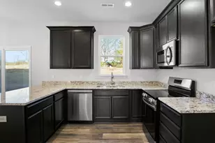 277 Chapel Crk Ct, Greenville, SC 29605 - Photo 9