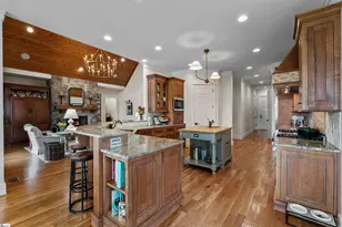 341 Riverside Dr, Greenville, SC 29605 - Photo 11