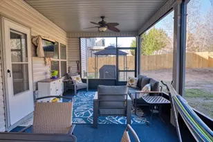 255 Meadow Blossom Way, Simpsonville, SC 29681 - Photo 3