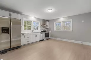 201 E Beattie St, Liberty, SC 29657 - Photo 5