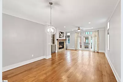 1027 Main Street #Unit 303, Greenville, SC 29601 - Photo 5