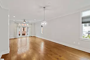 1027 Main St, Greenville, SC 29601 - Photo 11