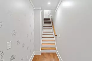 1027 Main St, Greenville, SC 29601 - Photo 3