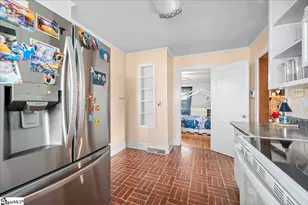 238 California Ave, Spartanburg, SC 29303 - Photo 9