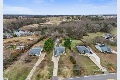 687 Robinson Road, Greer, SC 29651 - Photo 9