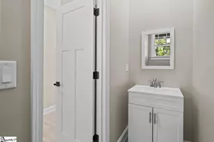 452 Tryon St, Spartanburg, SC 29301 - Photo 5