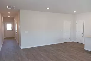 275 Pretoria Dr, Woodruff, SC 29388 - Photo 3