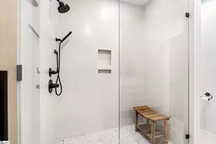 12 Elizabeth St, Greenville, SC 29609 - Photo 17