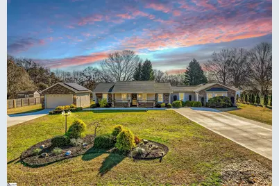 1012 Berry Drive, Boiling Springs, SC 29316 - Photo 1