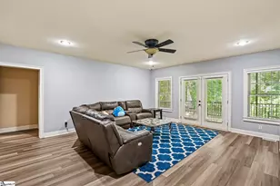 6 Mendenhall Ct, Simpsonville, SC 29681 - Photo 31