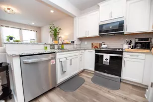 193 Dalmatian Dr, Spartanburg, SC 29307 - Photo 7