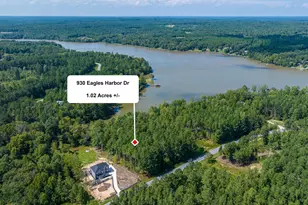 930 Eagles Harbor Dr, Hodges, SC 29653 - Photo 1