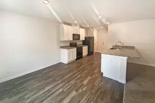 2078 Southlea Dr, Inman, SC 29349 - Photo 7