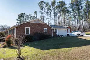 302 Peach Valley Dr, Spartanburg, SC 29303 - Photo 3