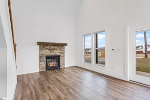 424 Fowler Rd, Campobello, SC 29322 - Photo 11