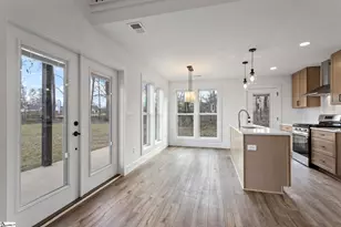 424 Fowler Rd, Campobello, SC 29322 - Photo 5