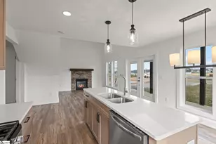 424 Fowler Rd, Campobello, SC 29322 - Photo 9