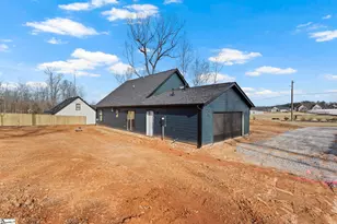 420 Fowler Rd, Campobello, SC 29322 - Photo 5