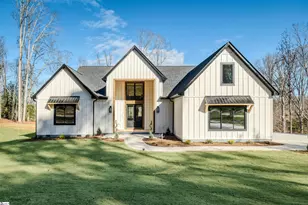 1292 Deerfield Dr, Spartanburg, SC 29302 - Photo 3