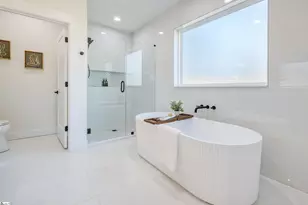 1292 Deerfield Dr, Spartanburg, SC 29302 - Photo 19