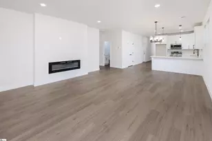 12 Pine Dr, Taylors, SC 29687 - Photo 5