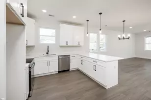 12 Pine Dr, Taylors, SC 29687 - Photo 9