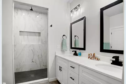 301 Front Street, Easley, SC 29642 - Photo 5