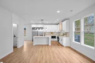 301 Front St, Easley, SC 29642 - Photo 21