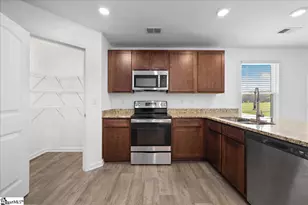 536 Grassy Pond Rd, Gaffney, SC 29341 - Photo 5