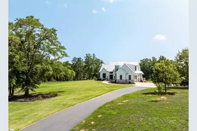 1425 S Harper Street, Laurens, SC 29360 - Photo 3