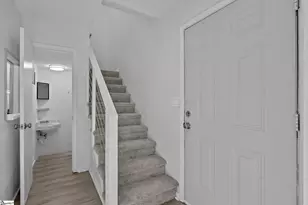 3706 E North St, Greenville, SC 29615 - Photo 9