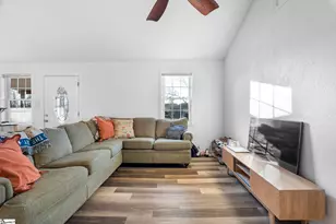 3 Fairlane Cir, Greenville, SC 29607 - Photo 15