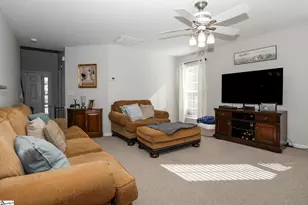 111 Kingsdale Ct, Simpsonville, SC 29680 - Photo 7