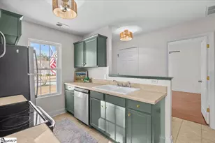 320 Oak Knoll Ct, Seneca, SC 29678 - Photo 7