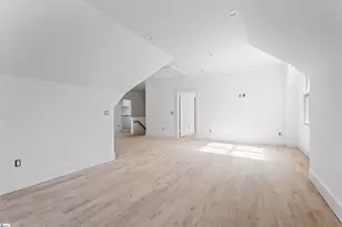 210 W Mountainview Ave, Greenville, SC 29609 - Photo 33