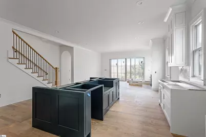 210 W Mountainview Avenue, Greenville, SC 29609 - Photo 11