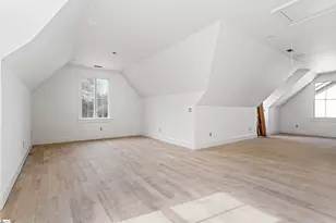 210 W Mountainview Ave, Greenville, SC 29609 - Photo 35