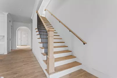210 W Mountainview Avenue, Greenville, SC 29609 - Photo 23