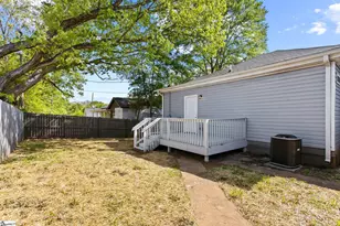 38 4th Ave, Greenville, SC 29611 - Photo 25