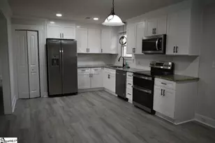 292 Owens Rd, Piedmont, SC 29673 - Photo 3