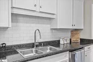 712 Florence St, Gaffney, SC 29340 - Photo 17