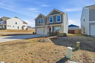 12 Pendergast Rd, Greenville, SC 29605 - Photo 3