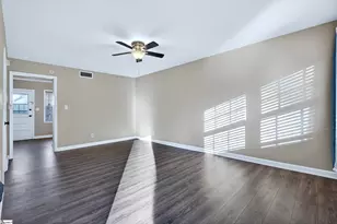 1436 Dover Rd, Spartanburg, SC 29301 - Photo 5