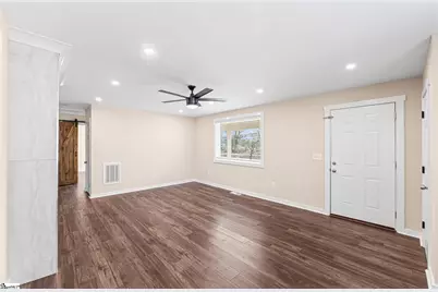 805 S Main Street, Fountain Inn, SC 29644 - Photo 7